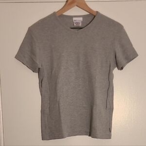 Reebok Gray Crewneck T-Shirt Women’s Medium Athletic Casual Tee